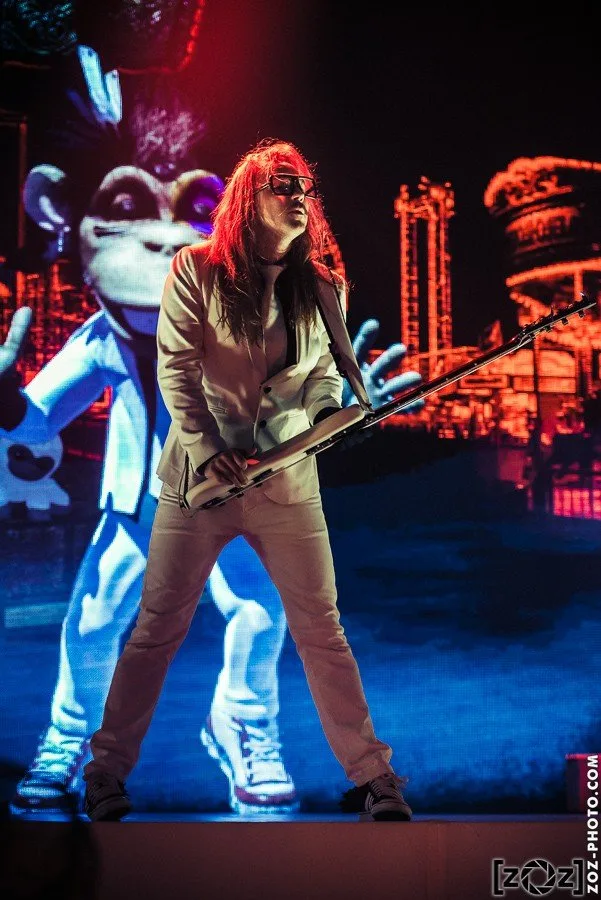 Shaka Ponk, concert à Bercy (Paris), le 20 novembre 2014